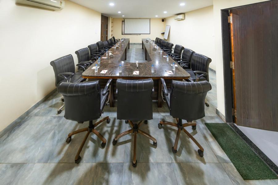 Sheetal International Hotell Rāipur Eksteriør bilde